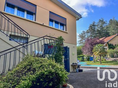 Maison de ville - 205 m² - 8 pièces