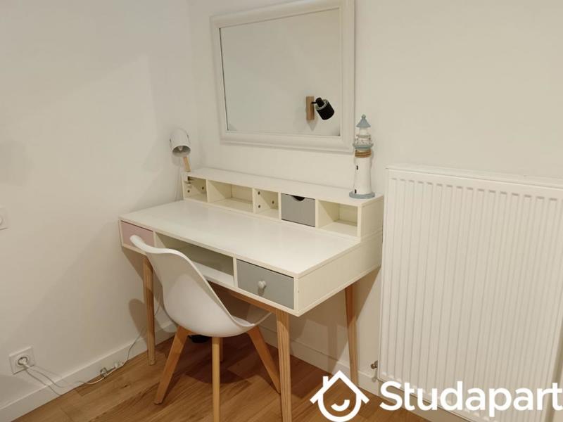 Chambre - 10 m² - 1 pièce