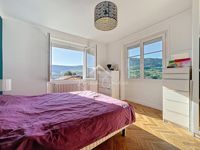 Maison - 128 m² - 5 pièces