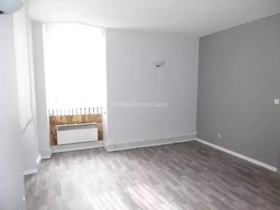 Maison - 212 m² - 8 pièces