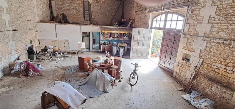 Maison - 225 m² - 9 pièces