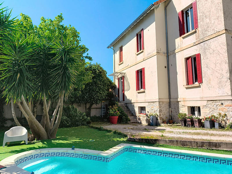 Maison - 170 m² - 6 pièces