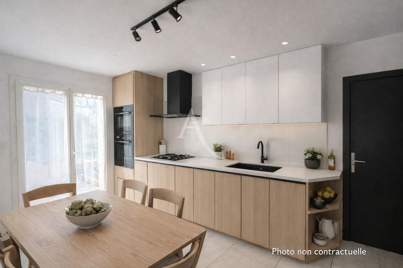 Maison - 104 m² - 4 pièces