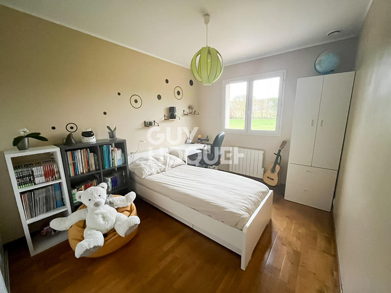 Maison - 90 m² - 5 pièces