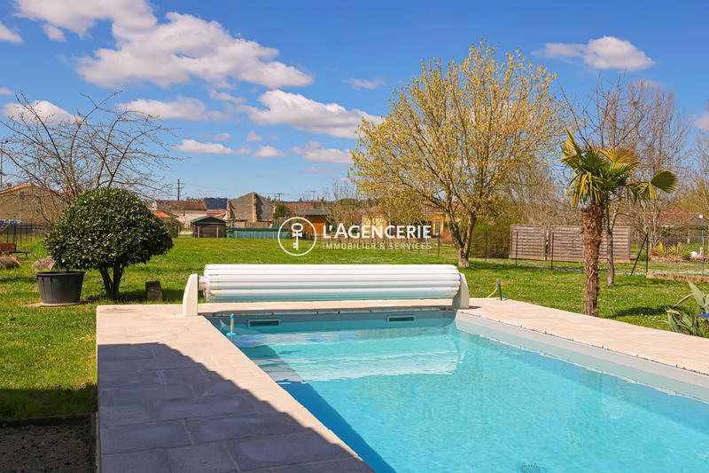 Maison - 180 m² - 6 pièces