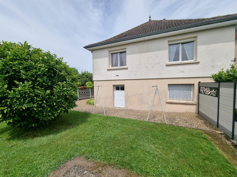 Maison - 80 m² - 5 pièces