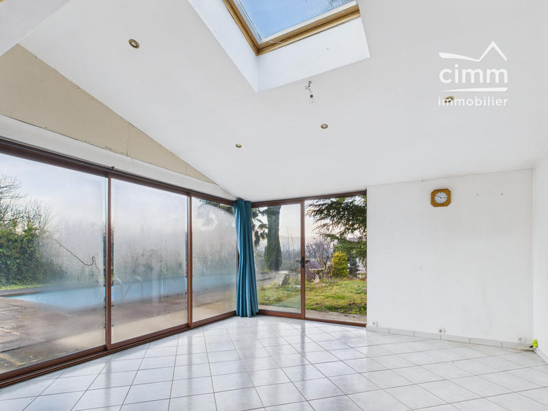 Maison - 174 m² - 6 pièces