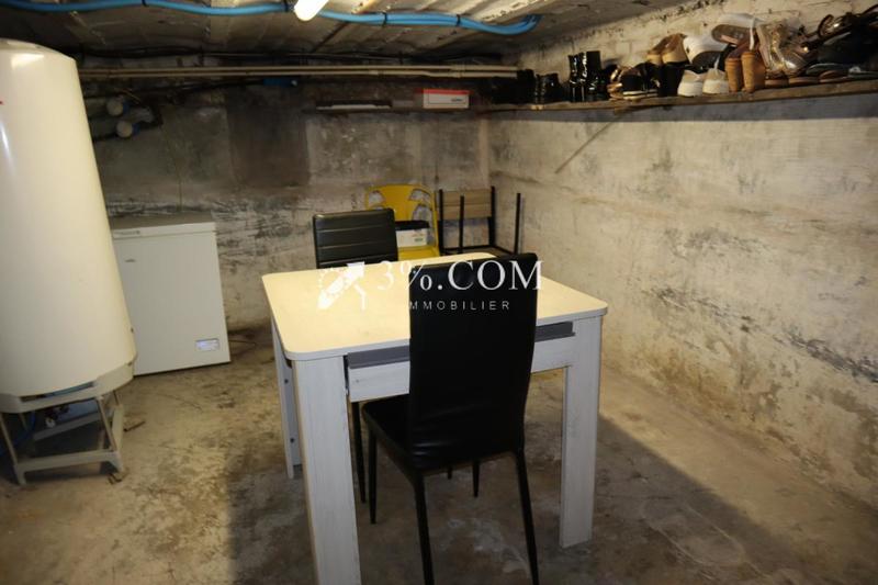 Maison - 204 m² - 8 pièces