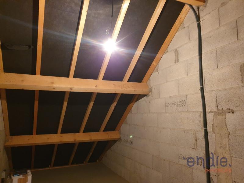 Maison - 99 m² - 5 pièces