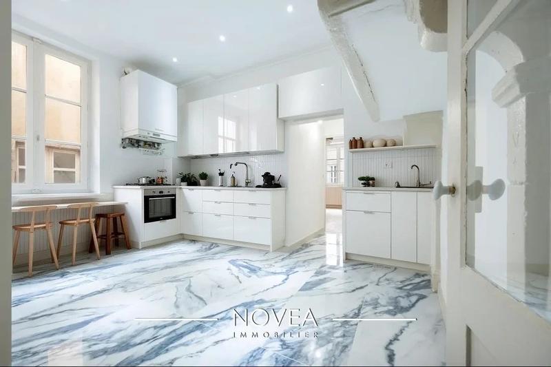 Appartement - 124 m² - 5 pièces