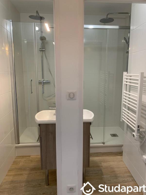 Chambre - 12 m² - 1 pièce