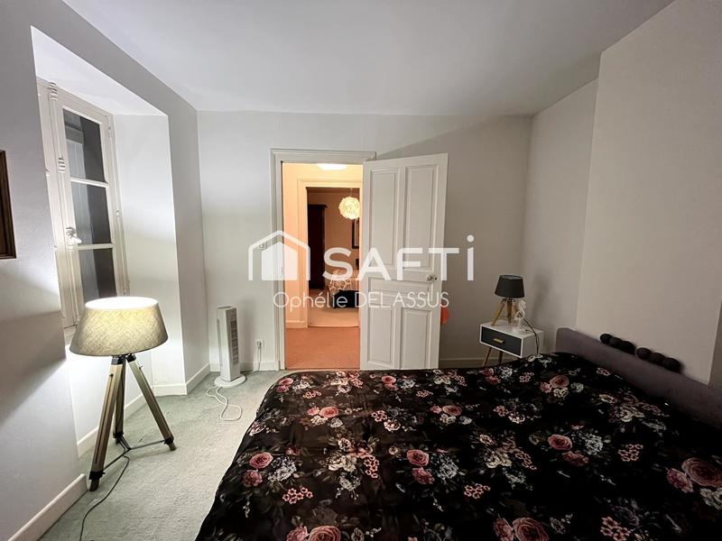 Maison - 200 m² - 7 pièces