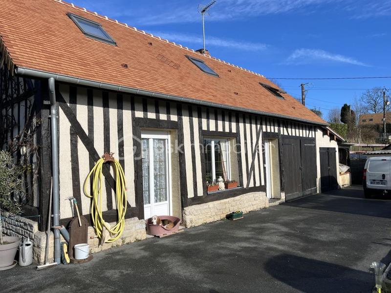 Maison - 180 m² - 11 pièces