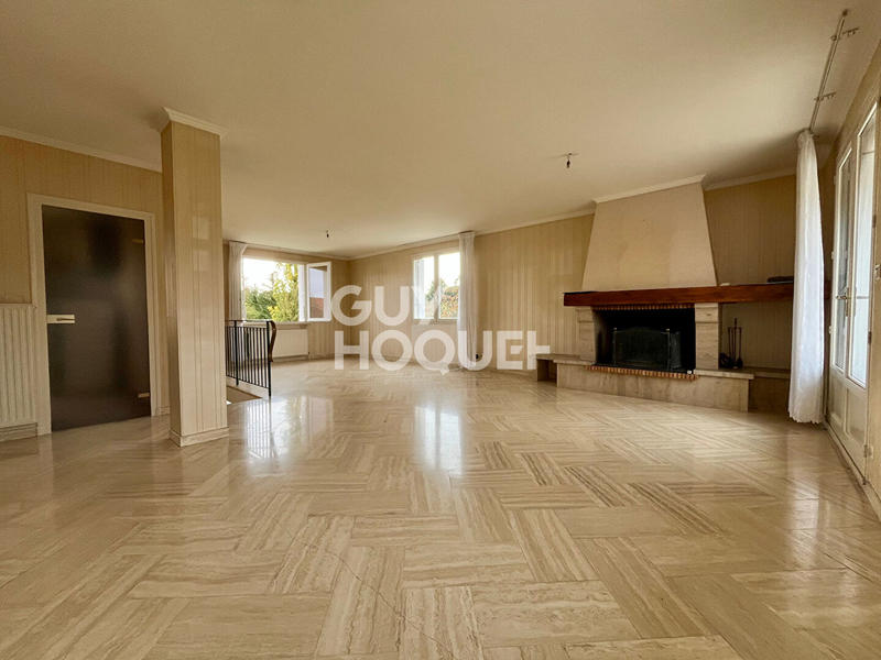 Maison - 161 m² - 7 pièces