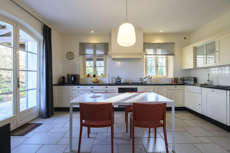 Bastide - 240 m² - 10 pièces