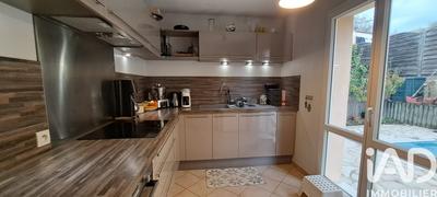 Maison - 77 m² - 4 pièces