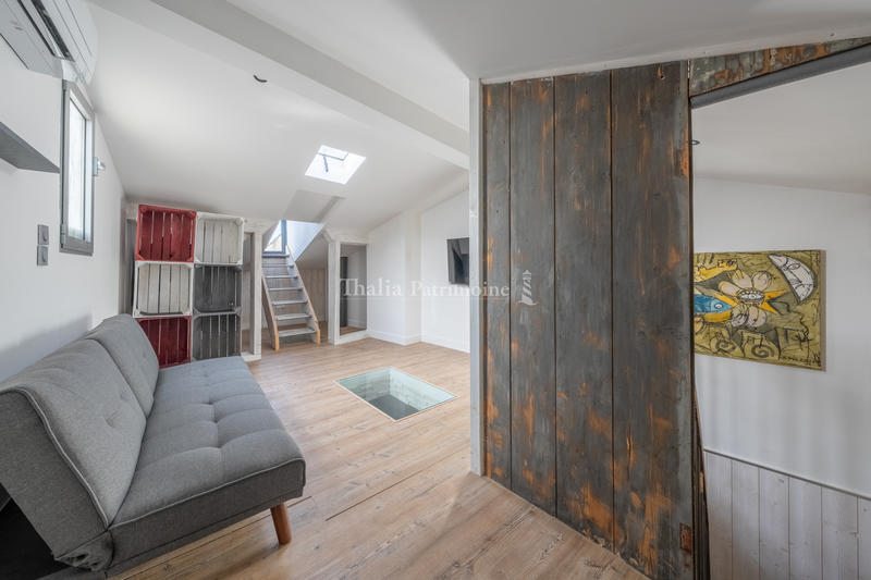 Appartement - 245 m² - 8 pièces