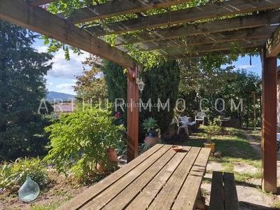 Maison - 180 m² - 7 pièces