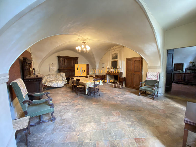 Bastide - 302 m² - 9 pièces