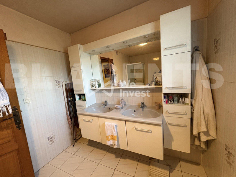 Maison - 167 m² - 7 pièces