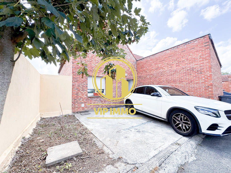 Maison - 83 m² - 4 pièces