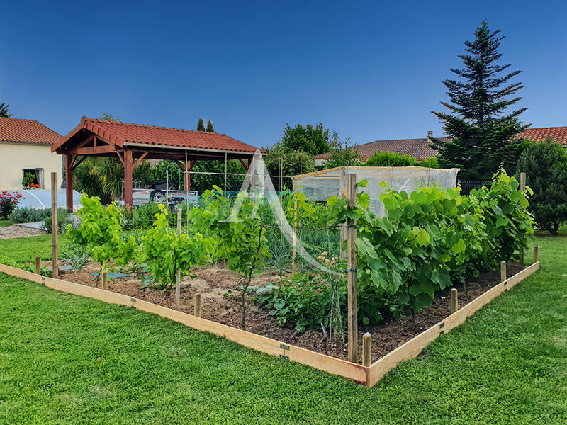 Maison - 110 m² - 5 pièces