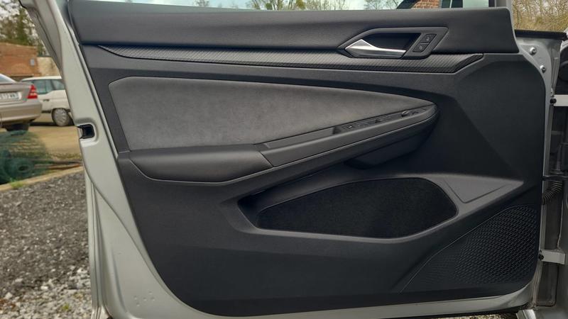 Volkswagen Golf VIII 1.5 eTSI Opf 150 Dsg7 R-Line