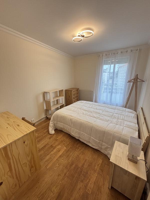 Appartement - 102 m² - 6 pièces