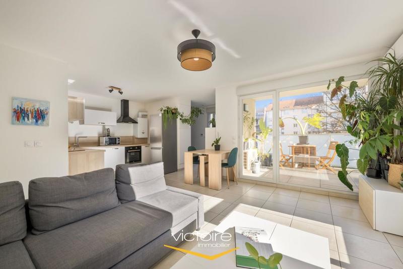 Appartement - 62 m² - 3 pièces