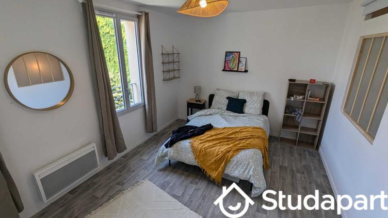 Chambre - 24 m² - 1 pièce