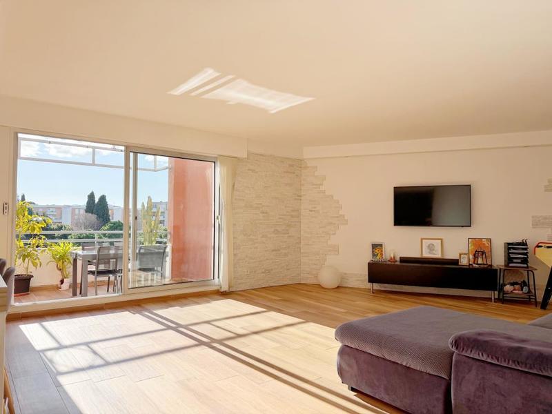 Appartement - 106 m² - 4 pièces