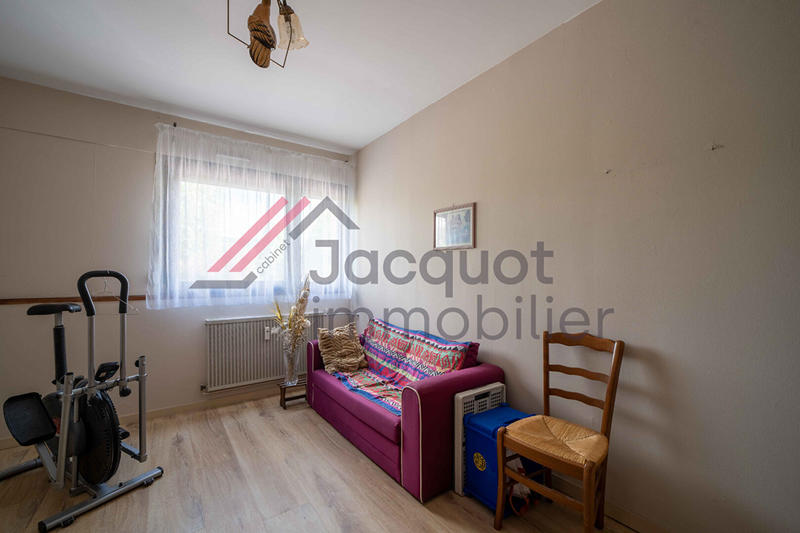 Appartement - 79 m² - 3 pièces