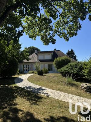 Maison - 167 m² - 8 pièces
