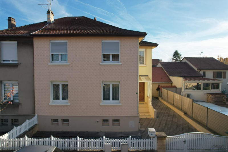 Maison - 100 m² - 4 pièces