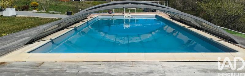 Maison - 150 m² - 8 pièces