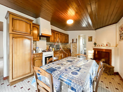 Maison - 99 m² - 3 pièces