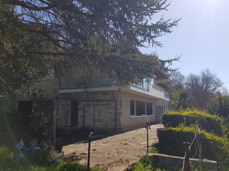Maison de village - 260 m² - 10 pièces