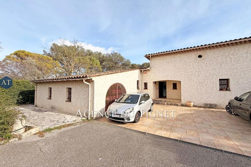 Maison - 130 m² - 3 pièces