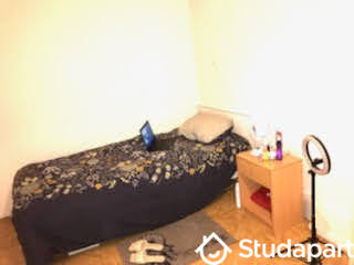 Chambre - 10 m² - 1 pièce