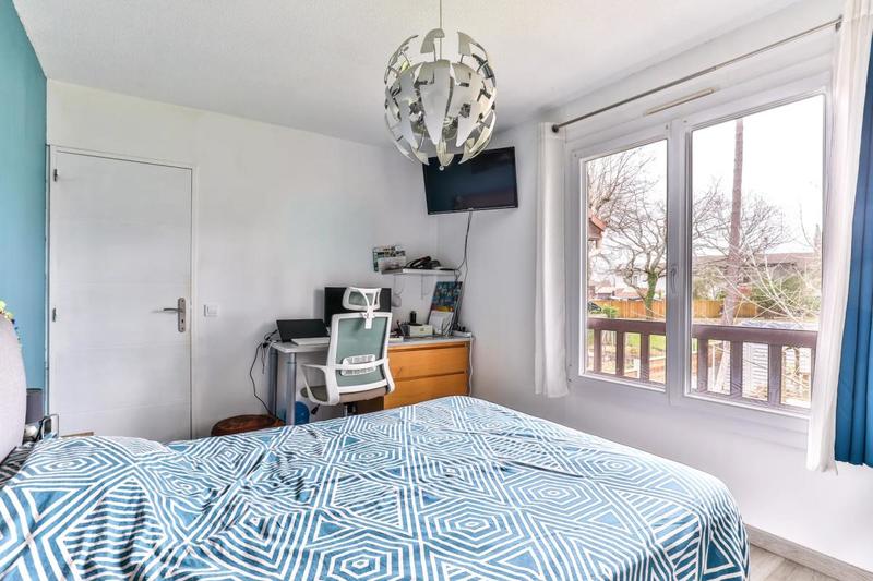 Maison - 91 m² - 4 pièces