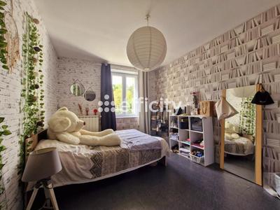 Maison - 171 m² - 5 pièces