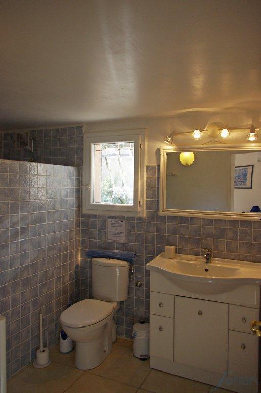 Maison - 280 m² - 7 pièces