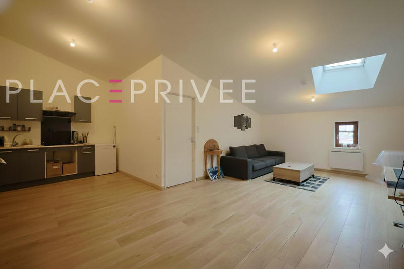 Immeuble - 256 m² - 10 pièces