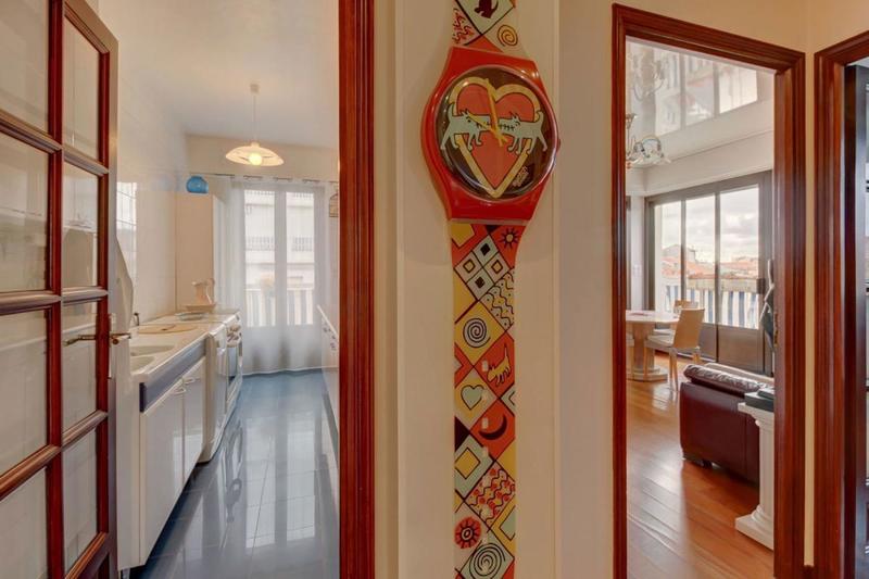 Appartement - 80 m² - 4 pièces