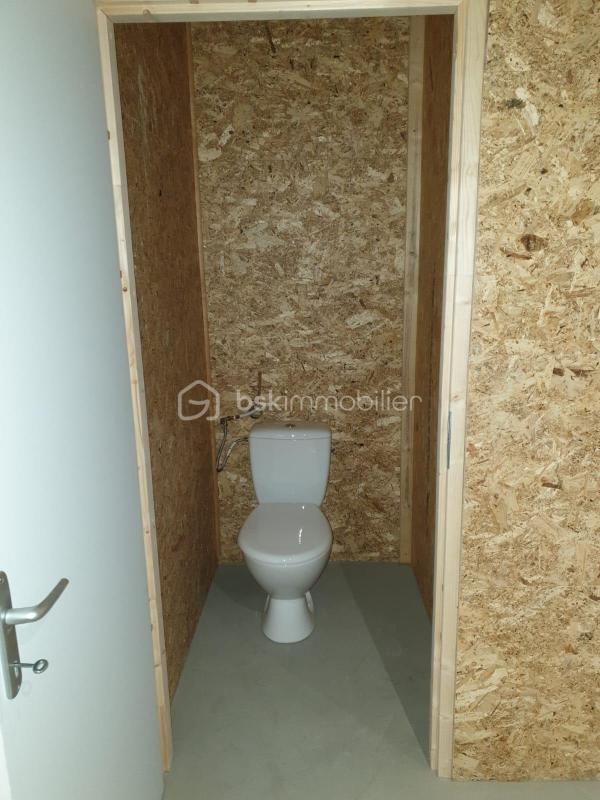 Local commercial - 360 m² - 1 pièce