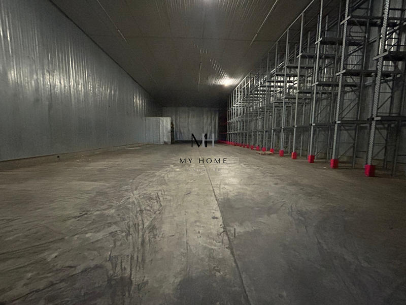 Entrepôt - 2 000 m²