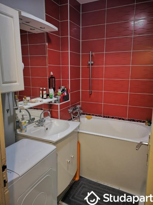 Chambre - 12 m² - 1 pièce