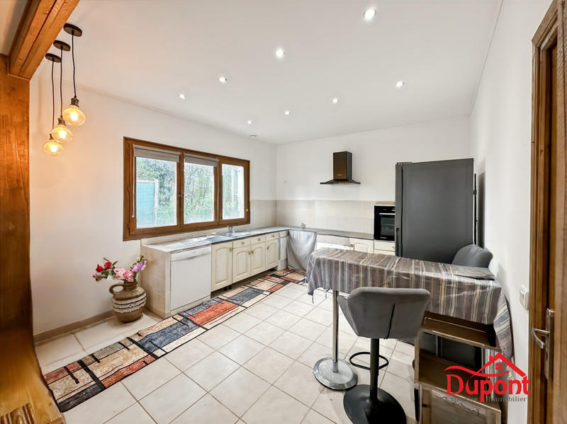 Maison - 143 m² - 6 pièces