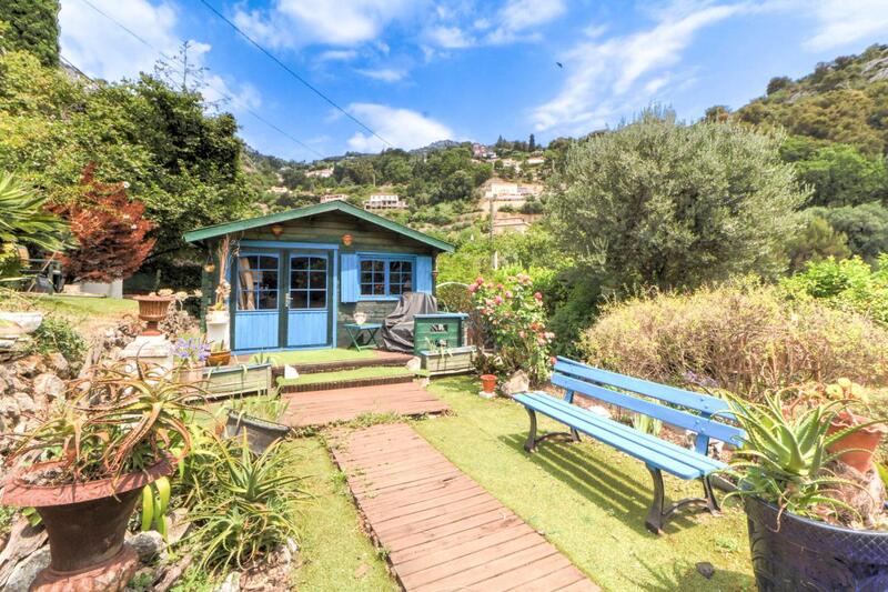 Maison - 90 m² - 3 pièces