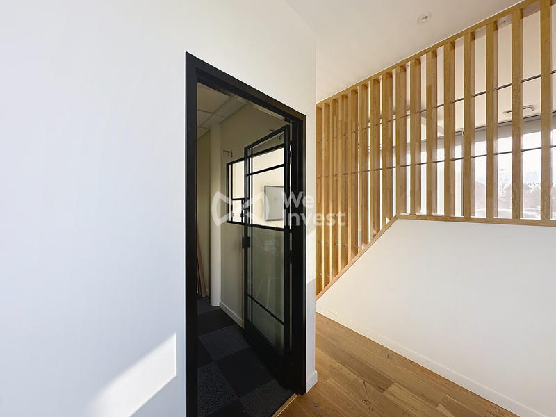 Local commercial - 92 m² - 7 pièces